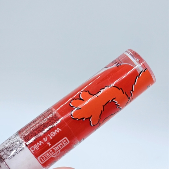 Wet n Wild x Sesame Street Tickle Me Lip Tingling Gloss - Picture 5 of 5